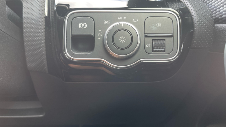 Mercedes-Benz A-Class A180 Sport Executive 5dr Auto Petrol Hatchback